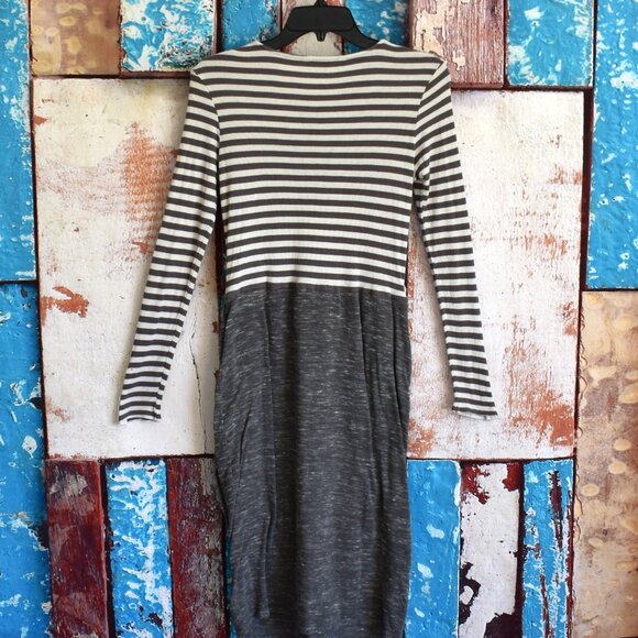 Women's De Collection Dress Striped Long Sleeve Casual MEDIUM Gray/White - Picture 7 of 13